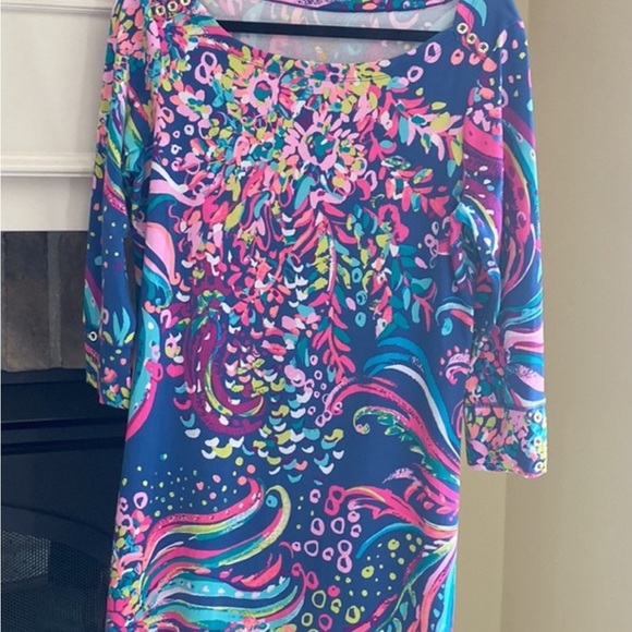 Lilly Pulitzer Dresses & Skirts - Lily Pulitzer Beautiful Knee-Length Dress with 3/4 Length Sleeves Size L
